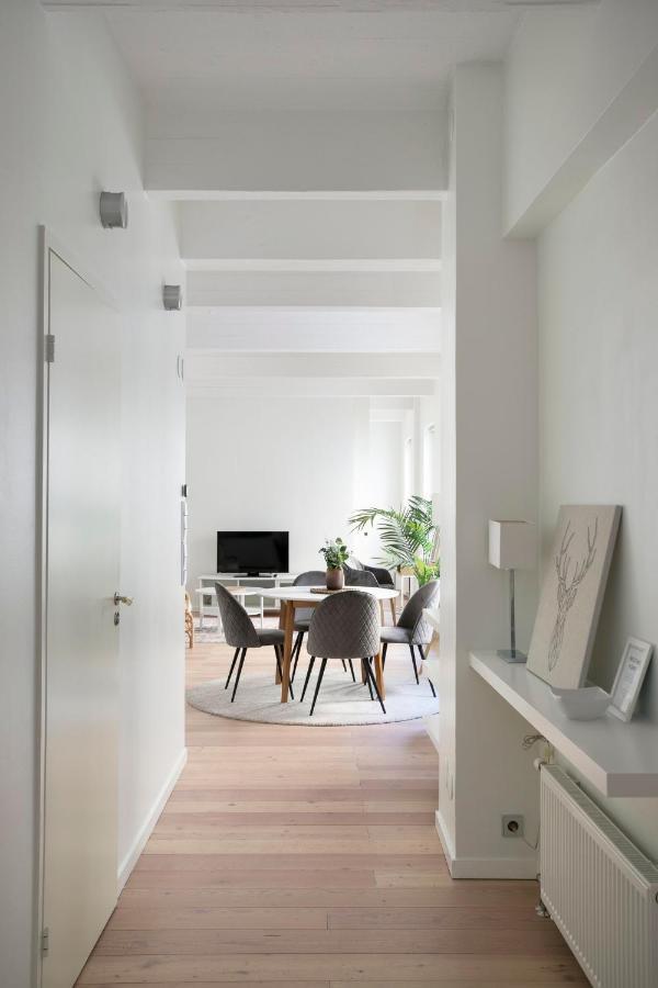 2Ndhomes Loft Apartment With Spa & Balcony By The White Church Хельсинки Экстерьер фото